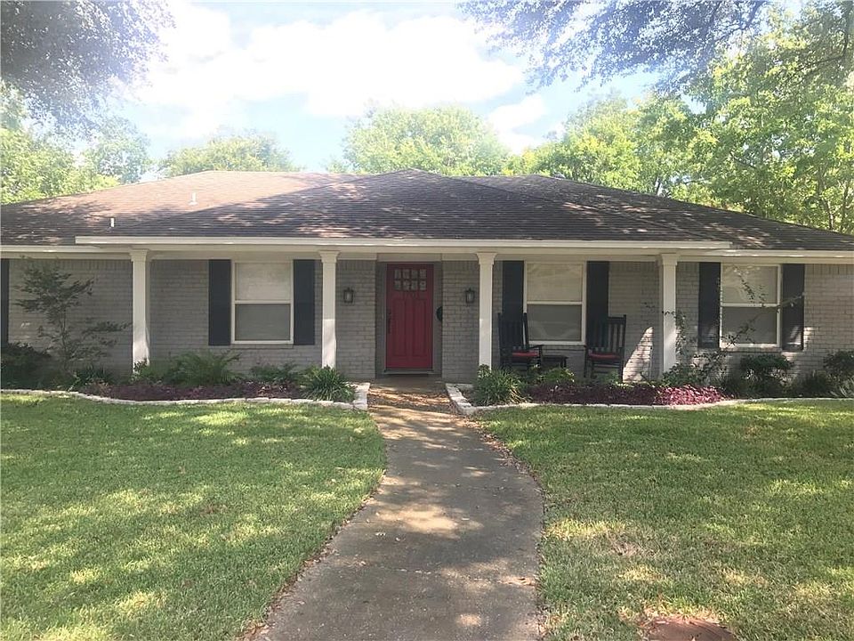 1st image of 1703 Alexander Dr