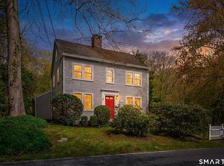 6 High Rock Rd, Sandy Hook, CT 06482