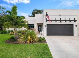 3109 6th St, Sarasota, FL 34237