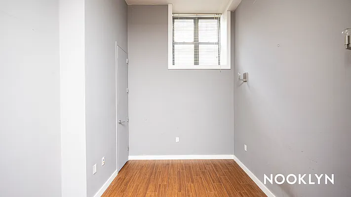 Rented by Nooklyn NYC LLC | media 13