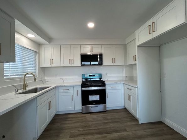 2211 S Grand Ave #2