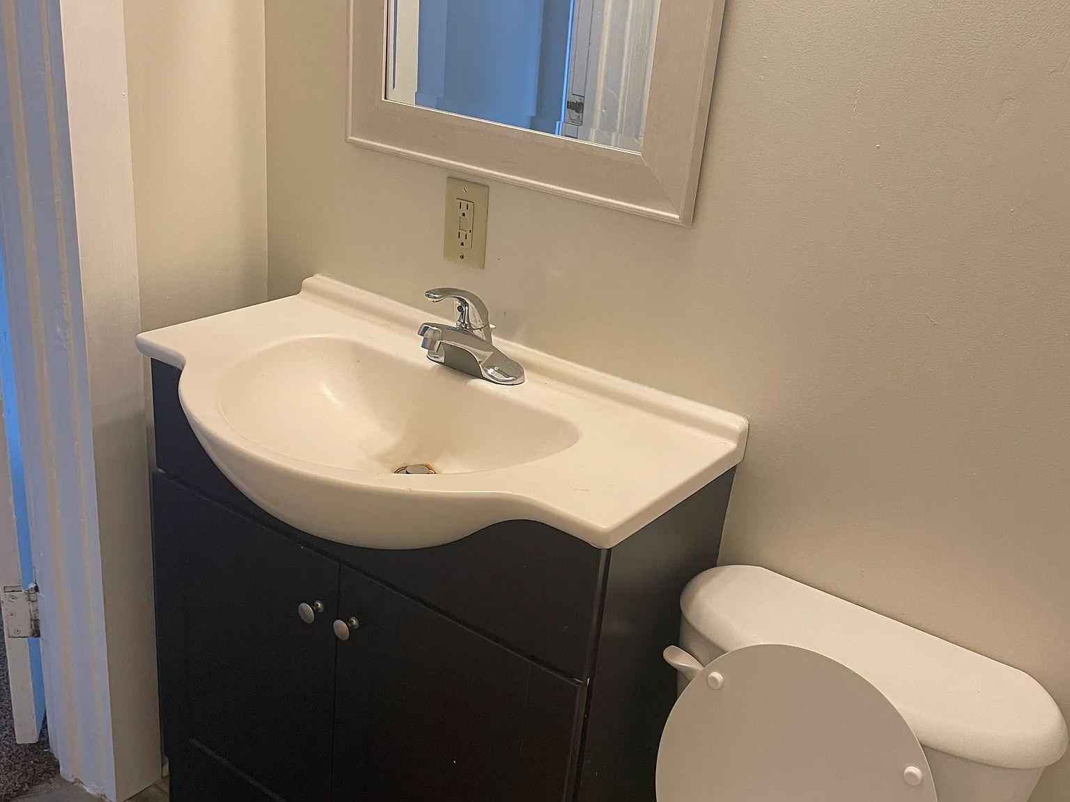 3 bed, 780 sqft, $1,000 — Photo 4