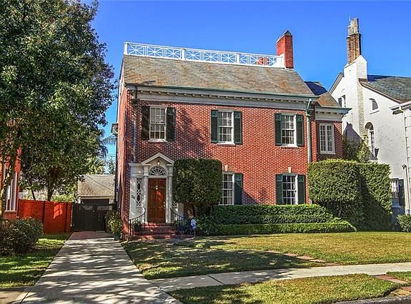 2nd image of 34 Versailles Blvd