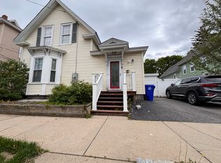37 Ashland St, Manchester, NH 03104