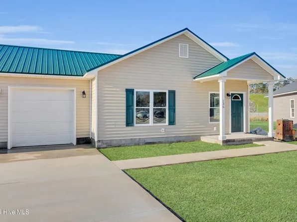 136 Macdonald Boulevard, Havelock, NC 28532