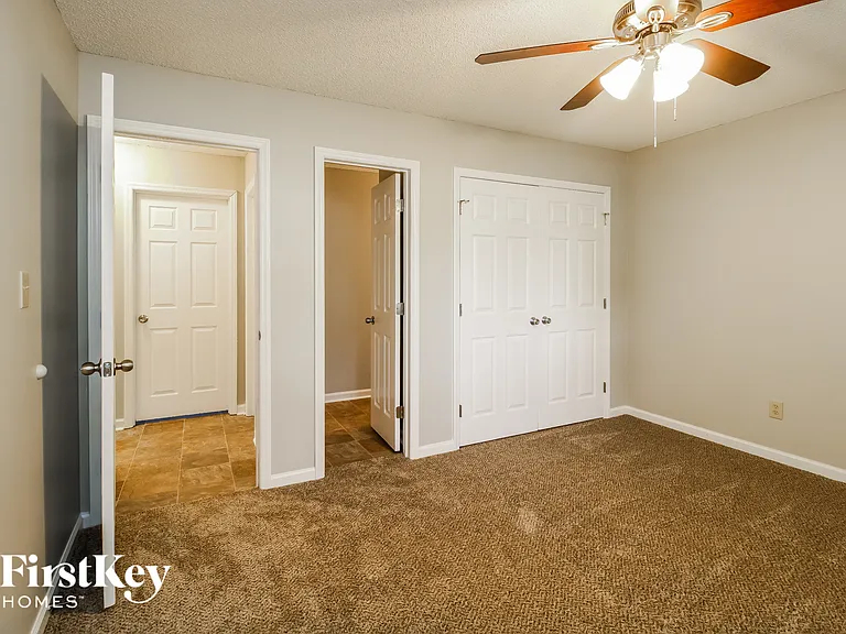 107 Eagle Nest Ct — Photo 6