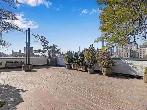 2nd image of 470 W End Ave #Penthouse G