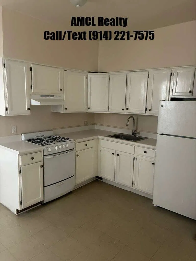 1 bed, 1.0 bath, $2,300 — Photo 3