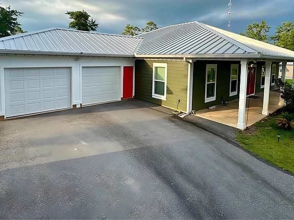 4th image of 575 W River Rd