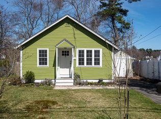 46 W Shore Rd, Holbrook, MA 02343