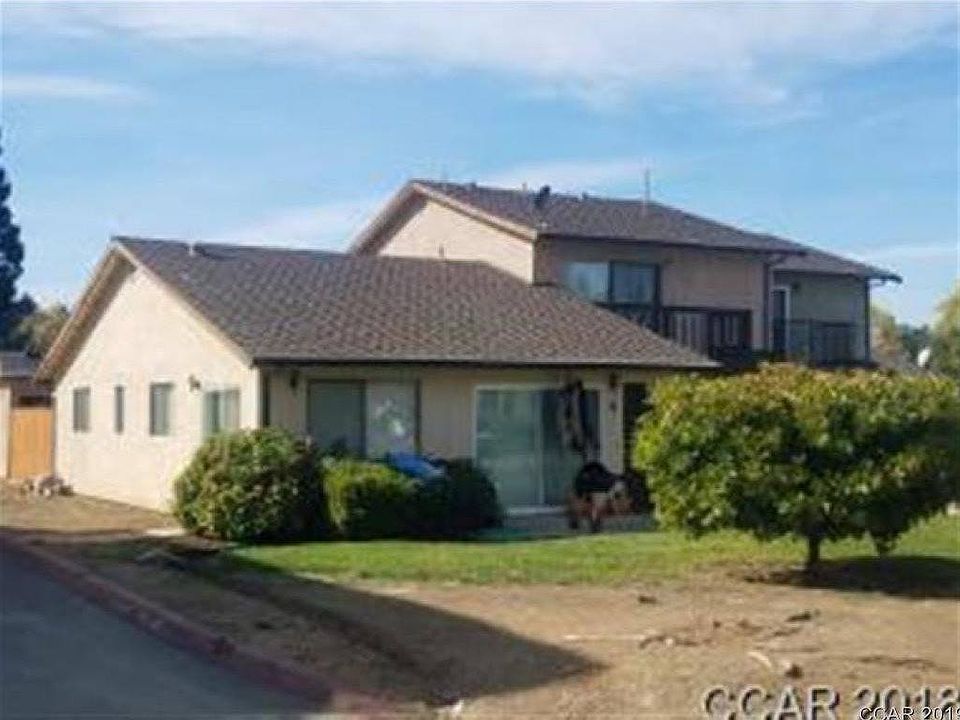 1st image of 845 Saint Andrews Dr APT 4