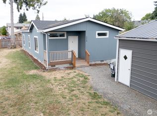 1219 W Walnut St, Centralia, WA 98531