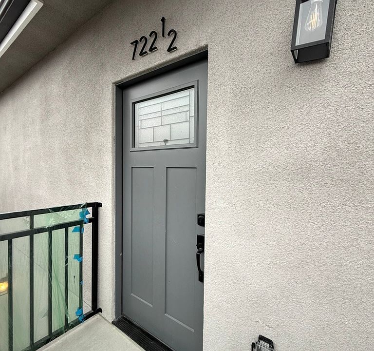 1st image of 722 Penrith Dr #1/2