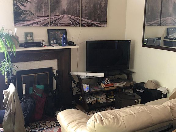 2nd image of 1369 Columbine St #2