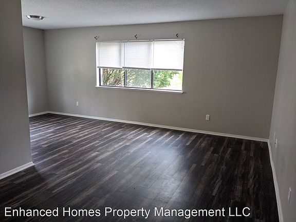 5th image of 3223 Schuetzen Ln Unit 2
