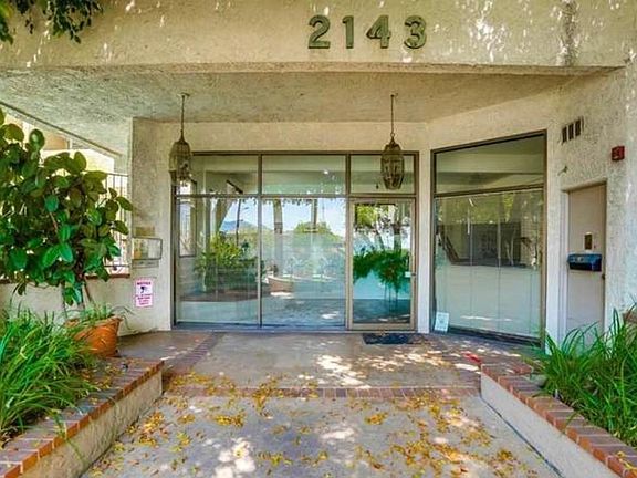2nd image of 2143 Montrose Ave Unit 207