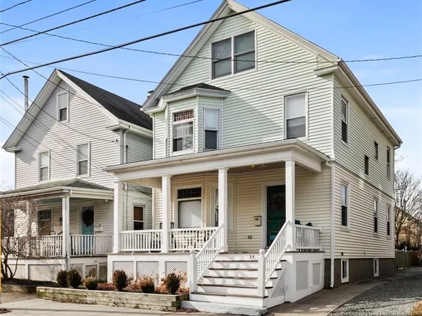 34 Hall Ave, Newport, RI 02840