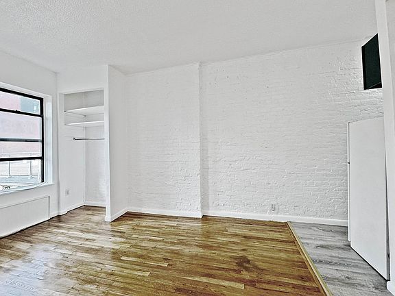 3rd image of 171 Avenue C #4E