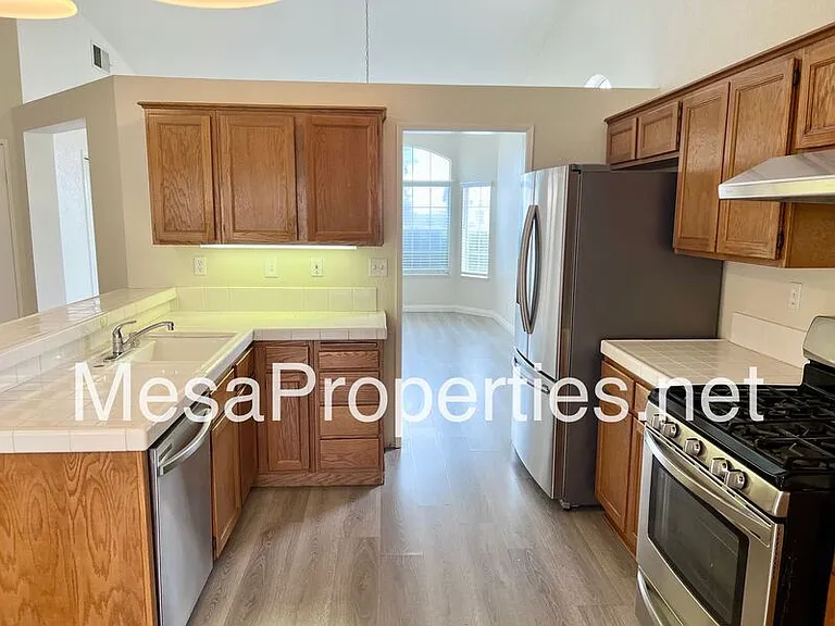 2816 W Fairview Dr — Photo 9
