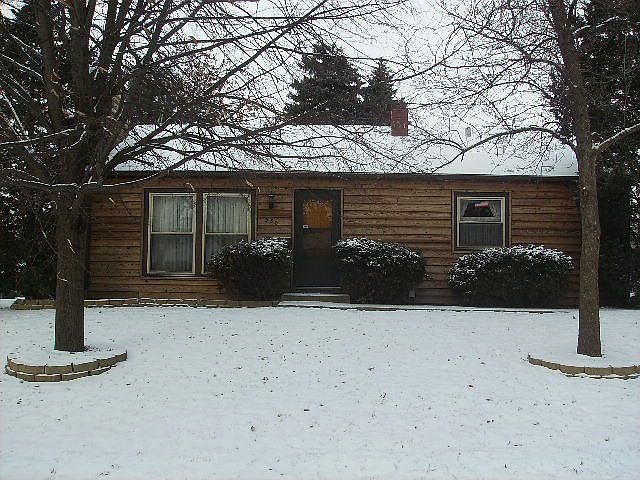 1st image of 330 Tee Ln