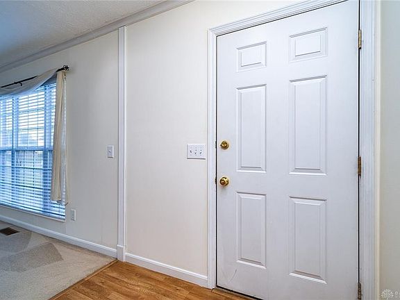 4th image of 6812 Mistyview Dr