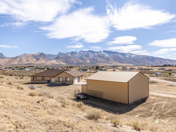 709 Parkridge Pkwy, Spring Creek, NV 89815