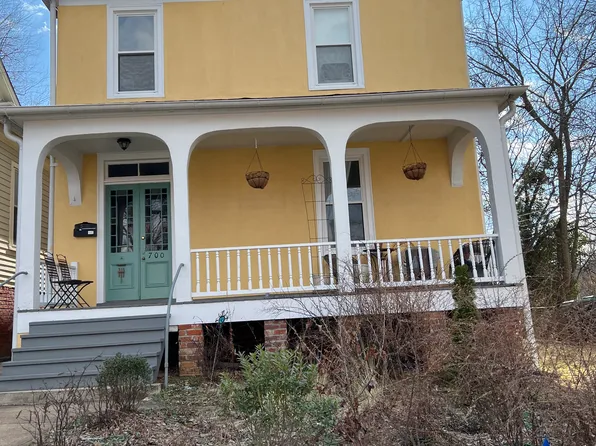 700 Hinton Ave #C, Charlottesville, VA 22902