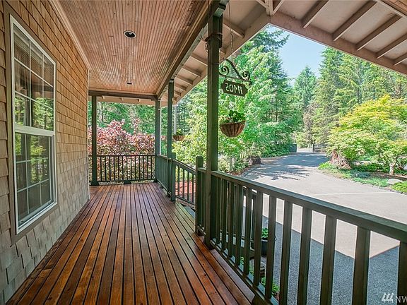 3rd image of 11405 114th Avenue Ct NW