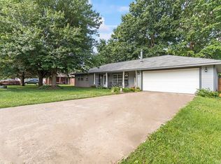 1855 Rosewood Ln, Elkins, AR 72727