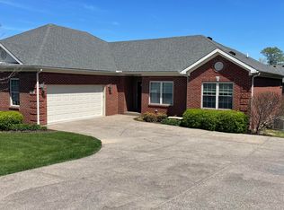1127 Leawood Dr, Frankfort, KY