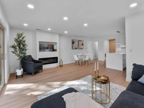 8895 Dixon Oaks Ln, Orangevale, CA 95662