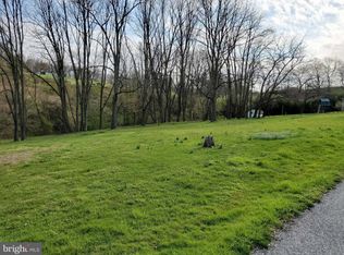 4569 Fairview Rd, Columbia, PA 17512