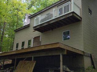 5873 Decker Rd, Bushkill, PA 18324