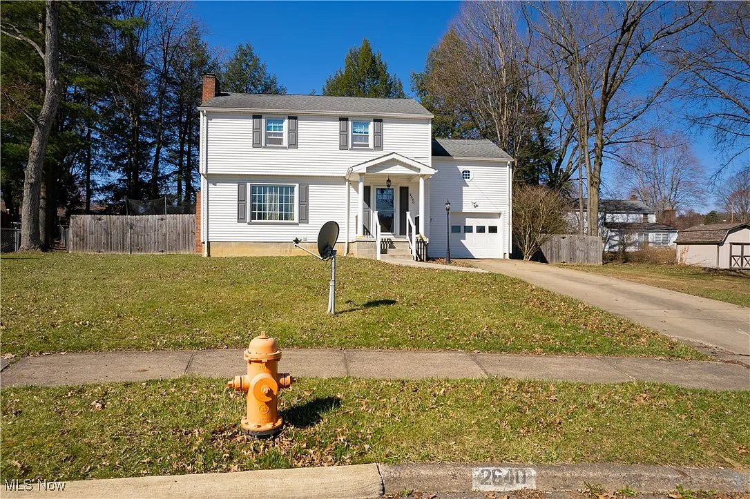 2640 Gladwae Dr photo 1