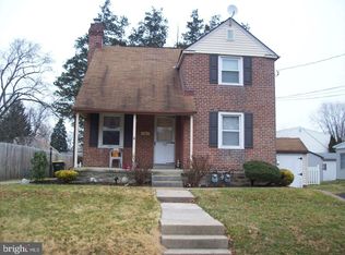 525 Raab St #B, Willow Grove, PA 19090