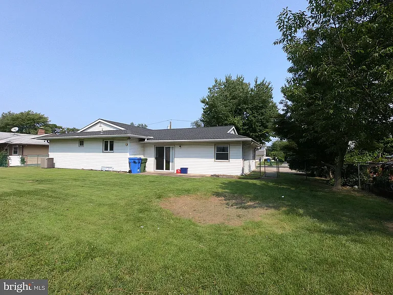 436 S Suffolk Dr — Photo 19