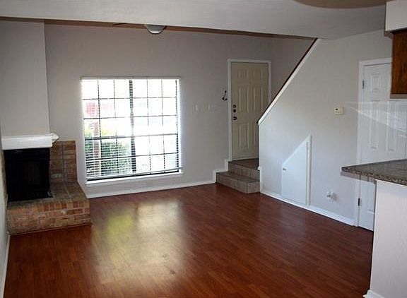 4th image of 5604 Woodrow Ave APT 13