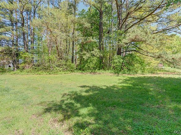4th image of 3021 Danzler Rd