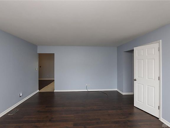 5th image of 6108 Deerfield St