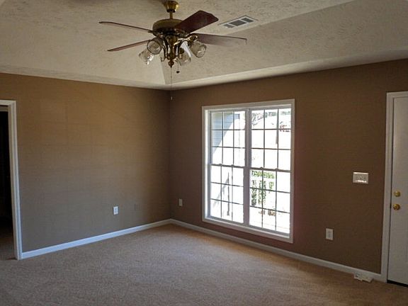 3rd image of 2309 Nail Ct