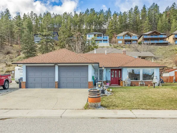 6034 Garraway Pl, Peachland, BC V0H 1X4