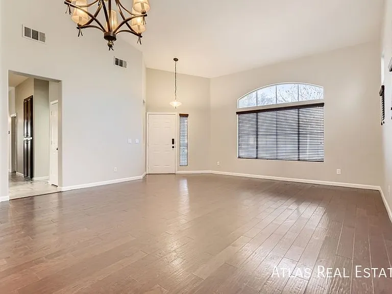 8336 Cabin Peak St — Photo 10