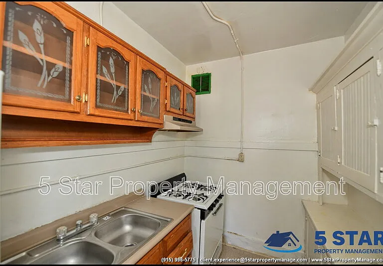 1030 Wyoming Ave #6 — Photo 7