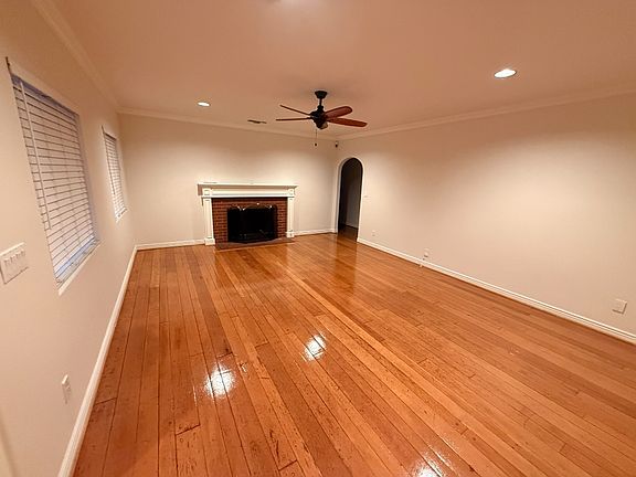 2nd image of 1159 N Kenilworth Ave
