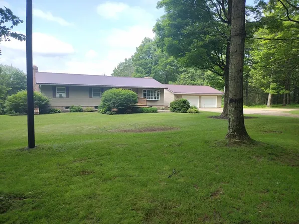 60 Stimaker Dr, Coudersport, PA 16915