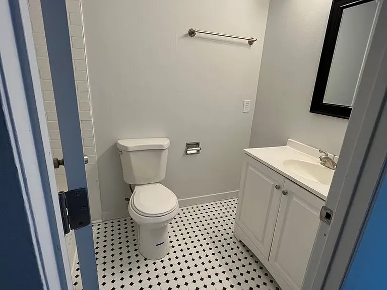 Apartments in the HEart of downtown Bozeman! — Photo 13