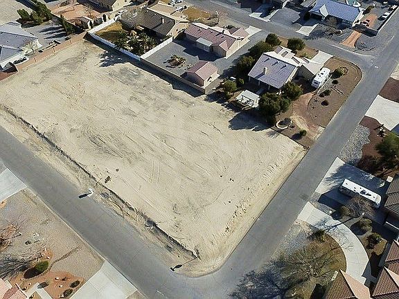3rd image of 5081 E Graystone Dr