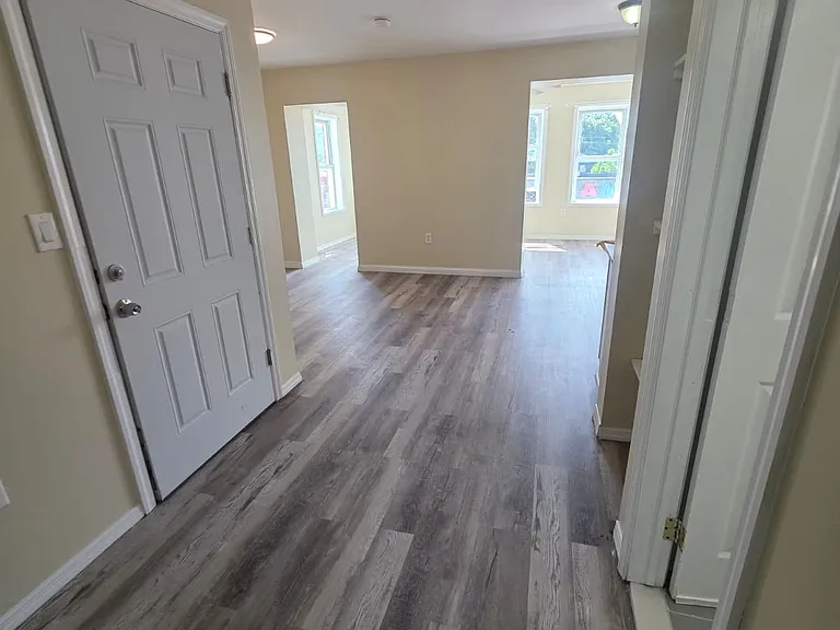 77 Mill St #3 — Photo 9