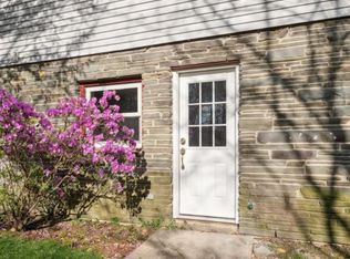 69 W Cookingham Dr #A, Staatsburgh, NY 12580