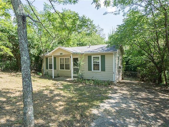 4th image of 349 E Baxter Ln